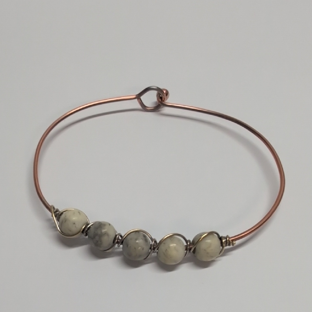 Elegant Copper and Stone Women's Bracelet